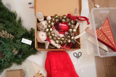4 holiday decorations that the minimalist always throws out