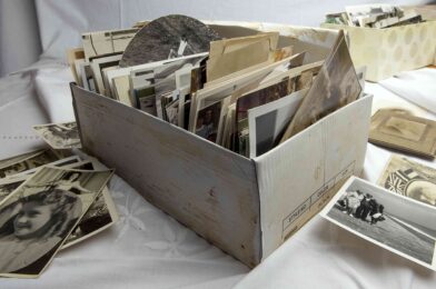 8 tips for storing photos to make sure they last, organizers say