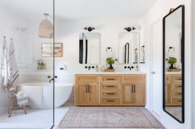 5 simple changes in order to make your bathroom with moth, designers say