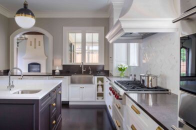 Mixed metals are hardware trend 2025, Designers are choking