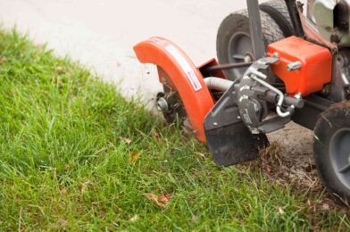 How to edge the lawn for the perfect landscape