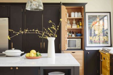6 things you shouldn’t keep on your tiles, according to professionals
