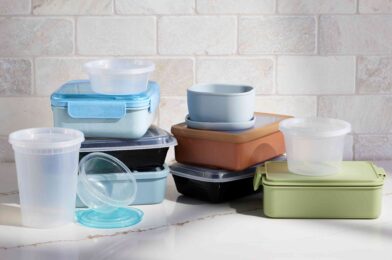 5 creative ways to reverse old plastic containers around your home